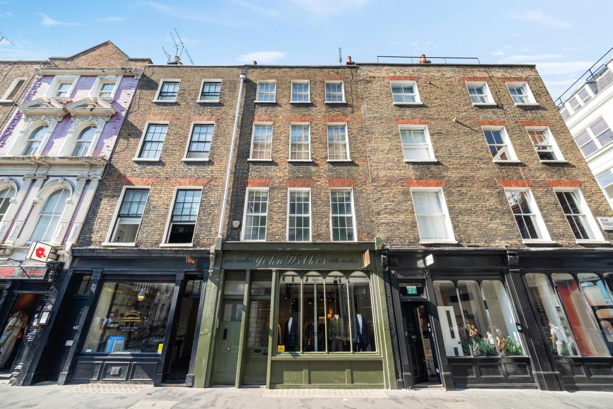 Superb One Bedroom Apartment In Soho London Exterior foto