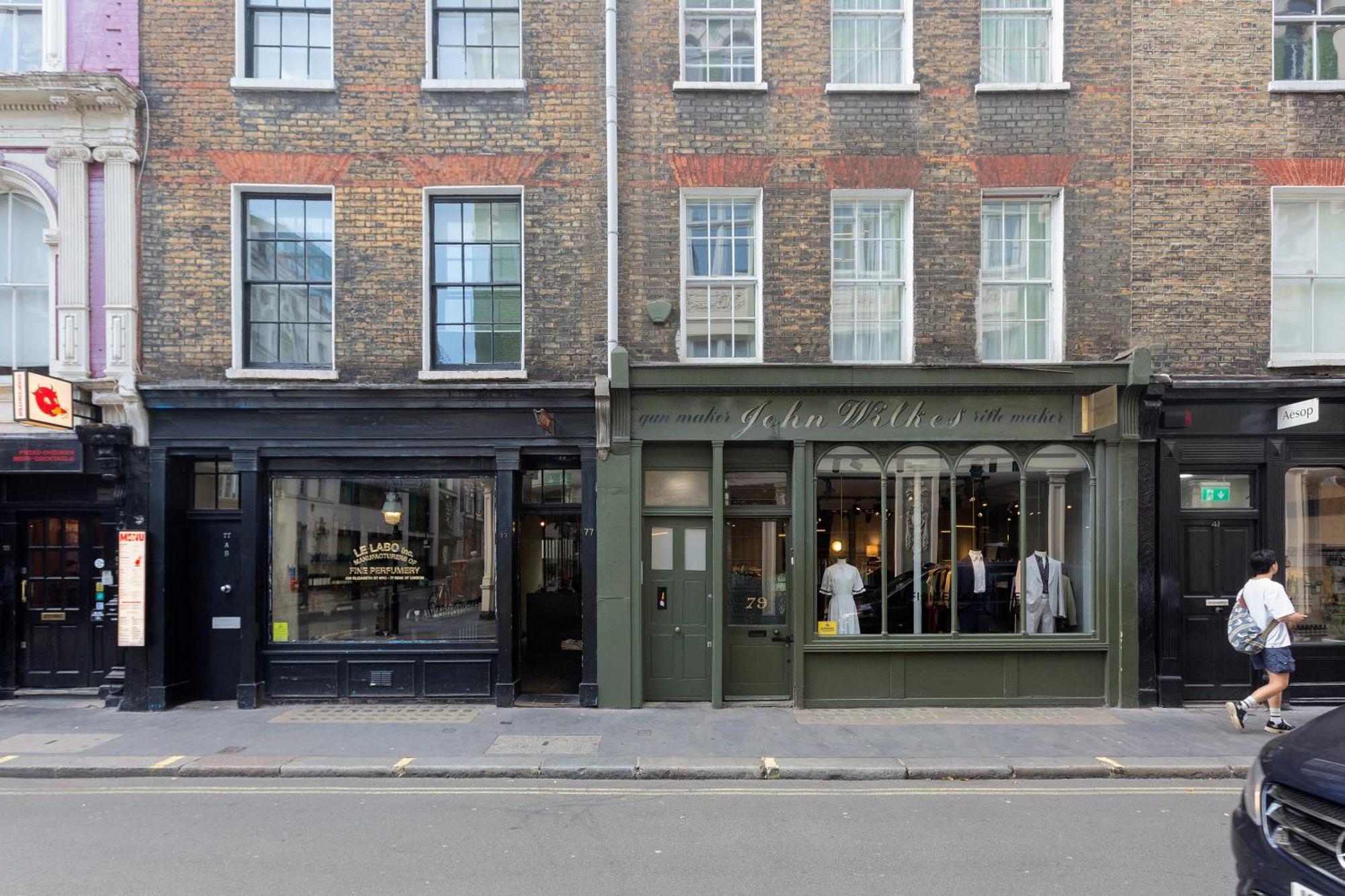 Superb One Bedroom Apartment In Soho London Exterior foto