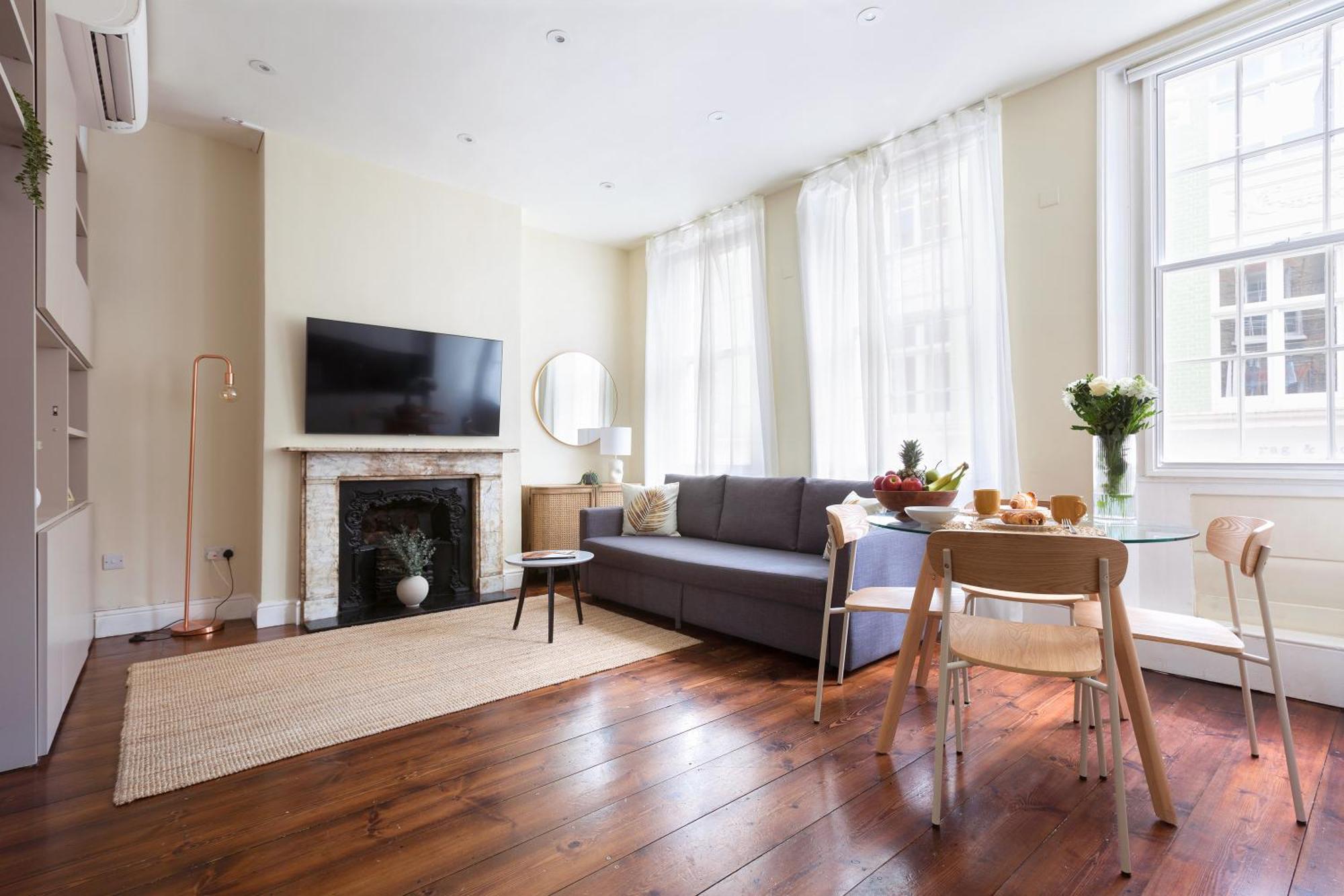 Superb One Bedroom Apartment In Soho London Exterior foto